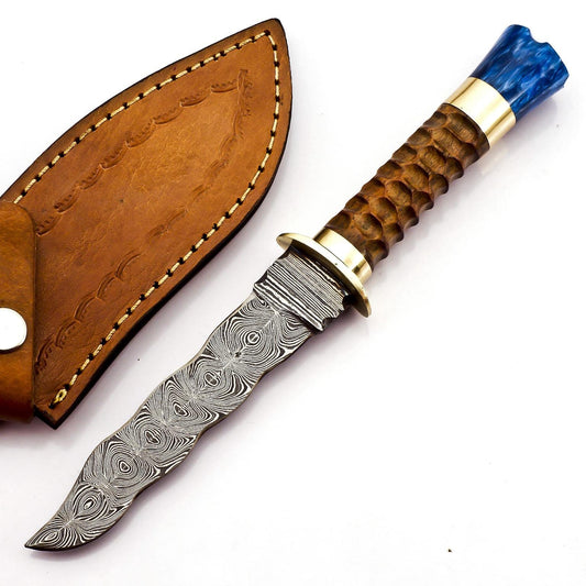 Handmade Damascus Steel skiner knife DK-202 Beautiful Designed Rose wood & Brass Resin Handle.